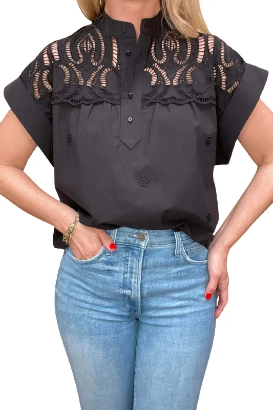 Lina Blouse In Black Casual Relaxed Blouse