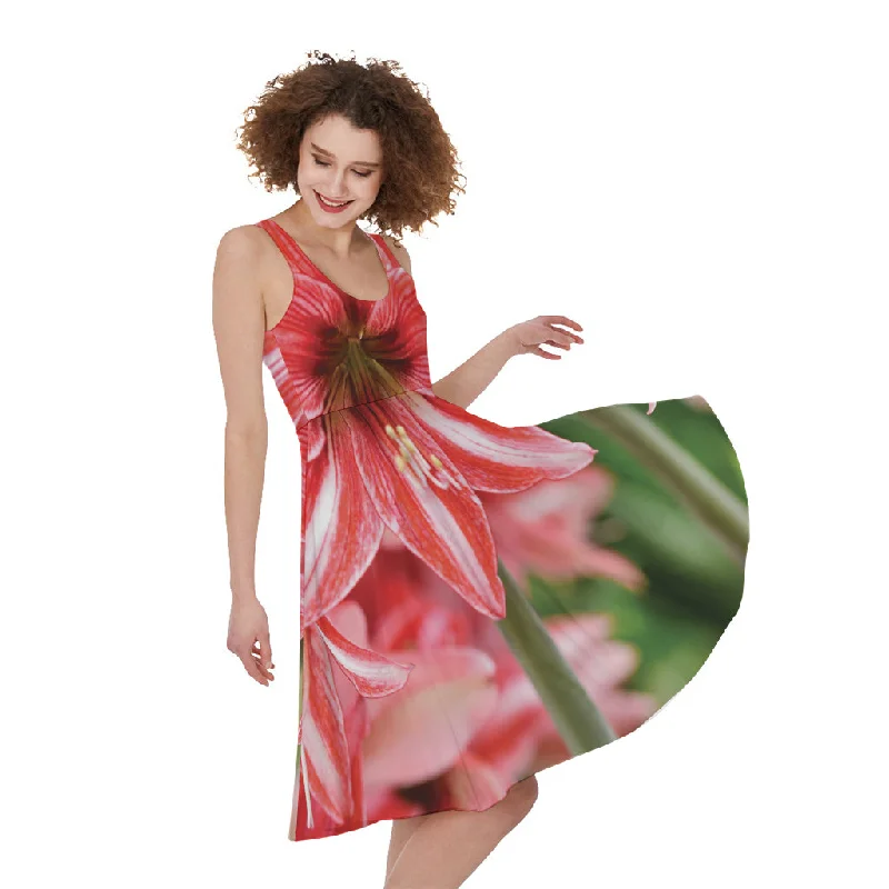 Amaryllis Flower Print Sleeveless Knee Length Dress Crew Neckline Casual