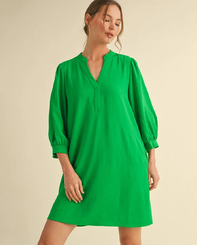 Solid Split U-Neck Kelly Green Mini Dress Classic Solid Mini Dress