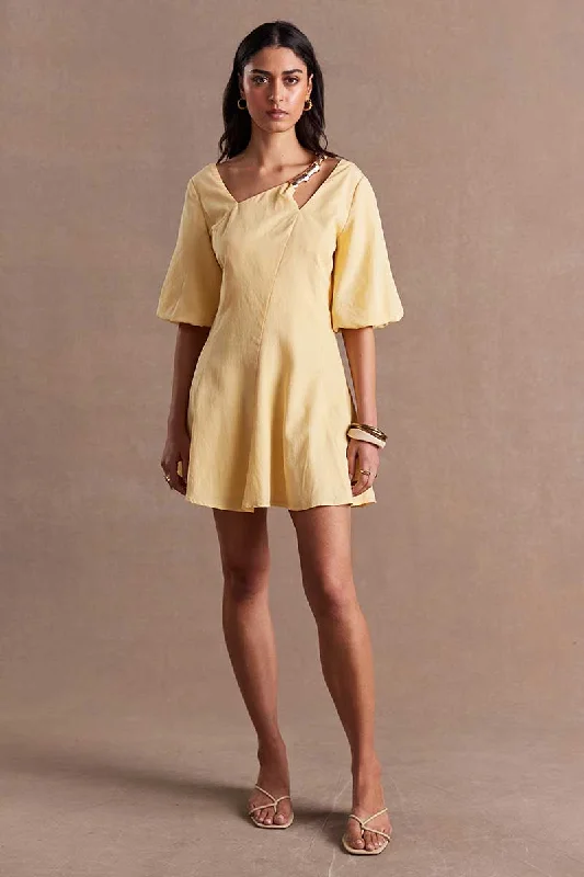 SOVERE/ ADORNMENT MINI DRESS - BUTTER Fashionable Denim Mini Dress