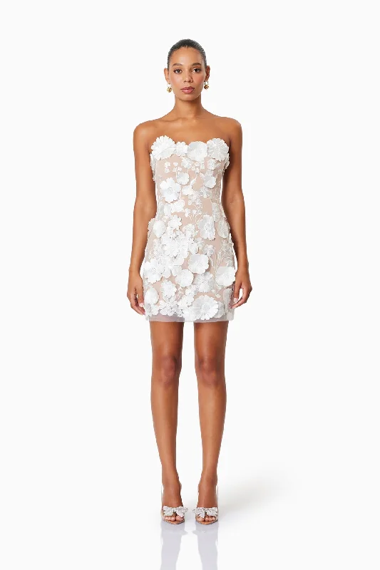 Elliatt Arabella Strapless Mini Dress Trendy Button-Detail Mini Dress