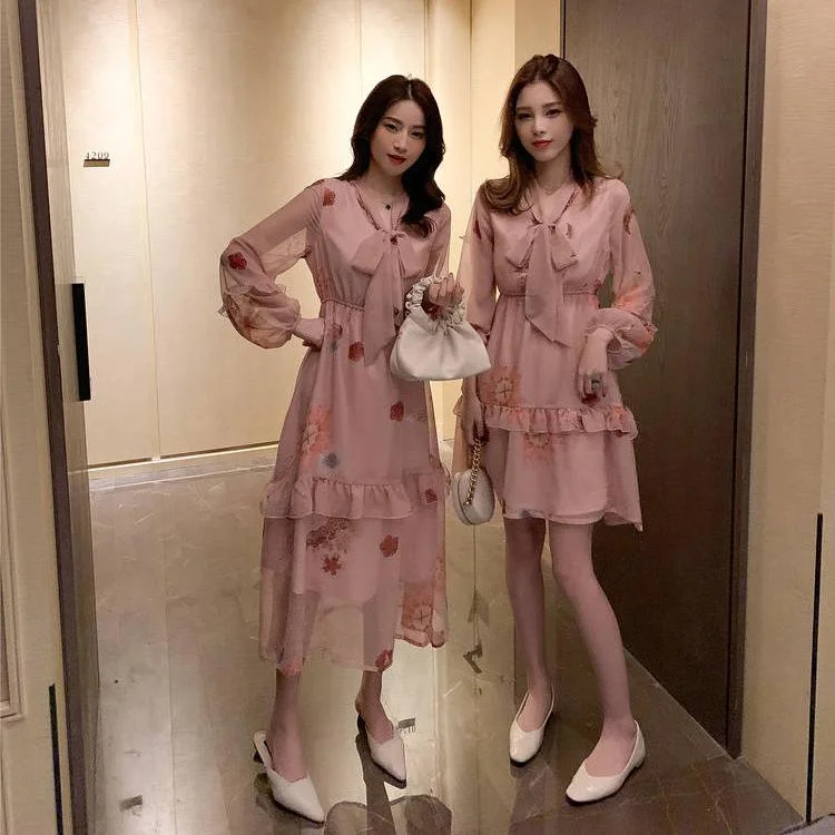 Romantic Print Chiffon Mini Dress Women's Sexy Back Cut Out Beach Party Dress Frill Dress for Lady Tunics Stylish elegant Romantic Print Chiffon Mini Dress Women's Sexy Back Cut Out Beach Party Dress Frill Dress for Lady Tunics Stylish elegant