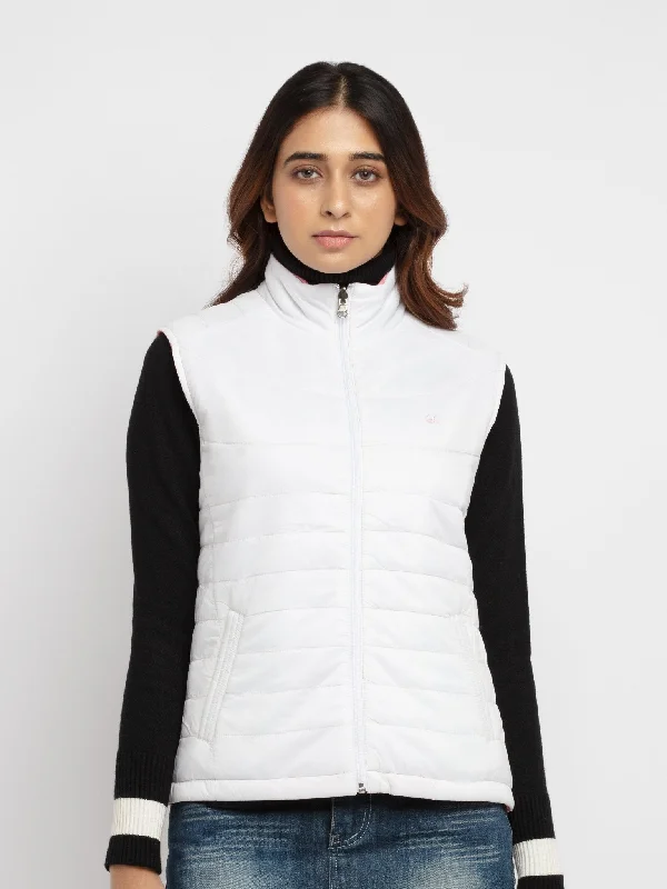 Women's Quilted Sleeveless Reversible Jacket Snapped Jacket Toggled Jacket Drawstring Jacket