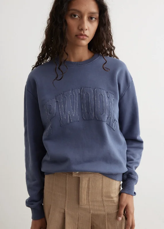Kiss Sweater Graphic Sweater Embroidered Appliqued