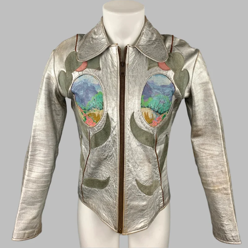 Vintage EAST WEST MUSICAL INSTRUMENTS Janti Size XL Silver Hand Painted Applique Zip Up Jacket Zippered Front Buttoned Front Snap Front
