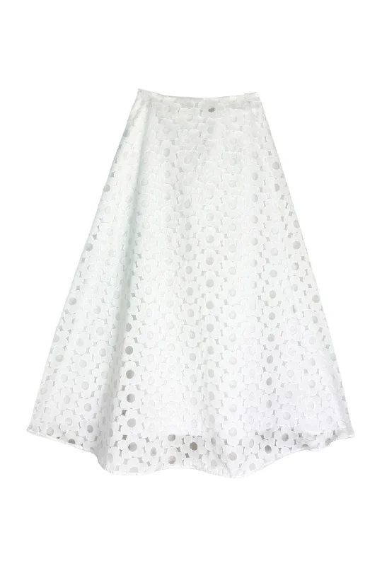Buru + Pencil & Paper Co. The Laura Skirt - Sheer Floral athletic skirt fit