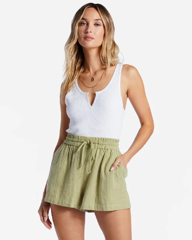 Day Tripper Elastic Shorts - Avocado 1